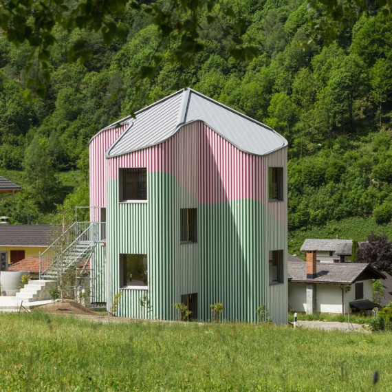 Swisshouse XXXII_photo