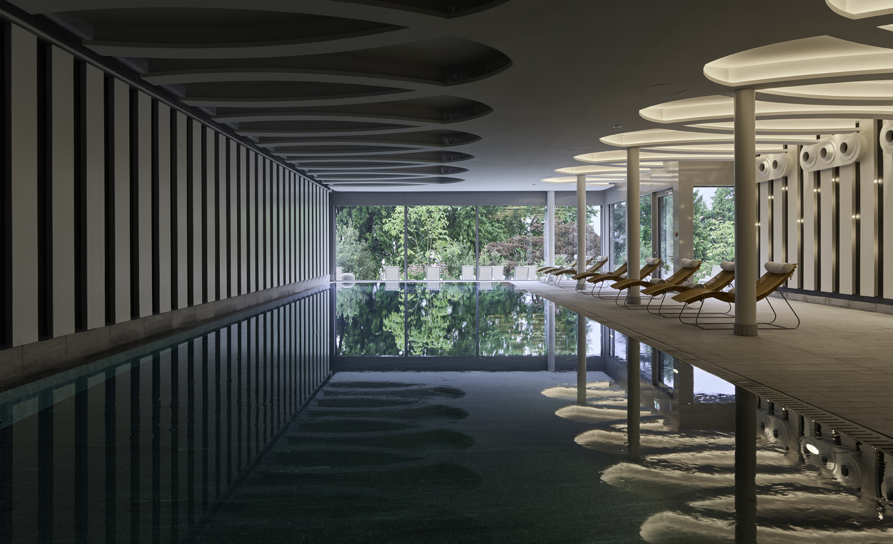 Home 10 – Piscina Weggis